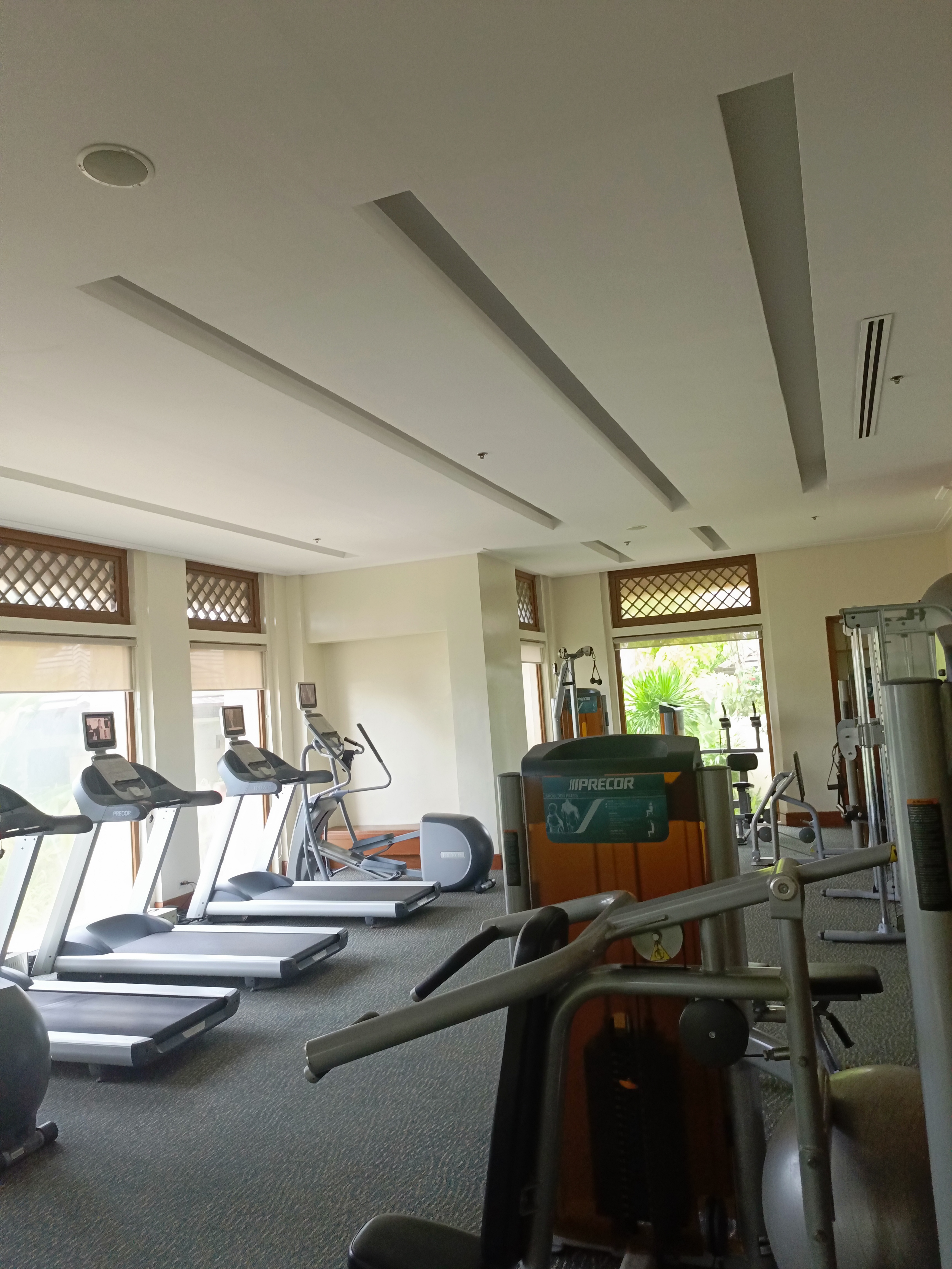 Crimson Resort & Spa - Image 3