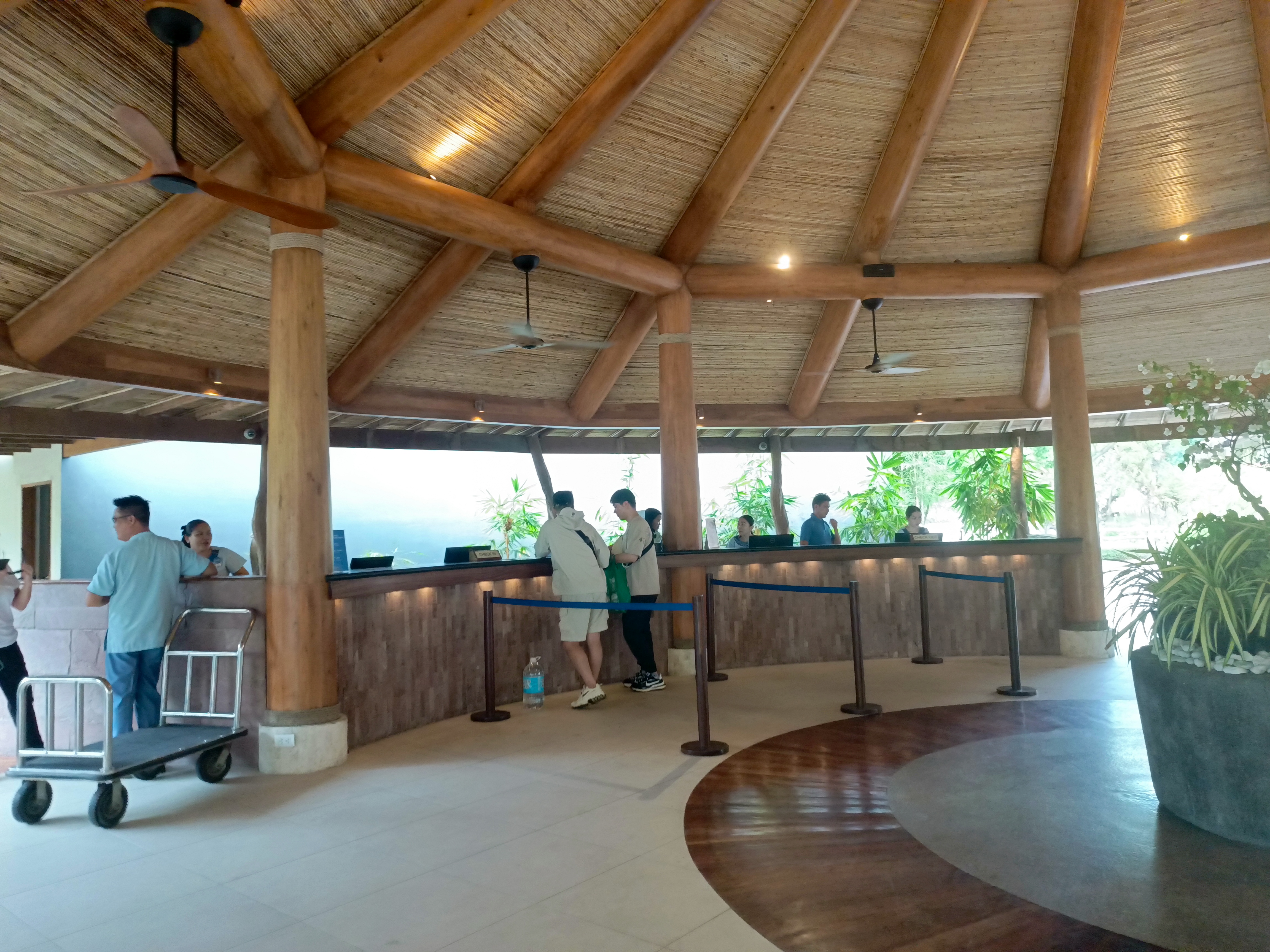 Maribago Bluewater Beach Resort