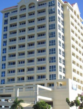 La Mirada Hotel - Image 2