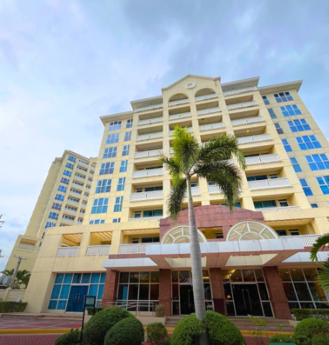 Sotogrande Hotel - Image 1