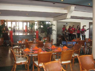 Vista Mar Beach Resort - Image 2