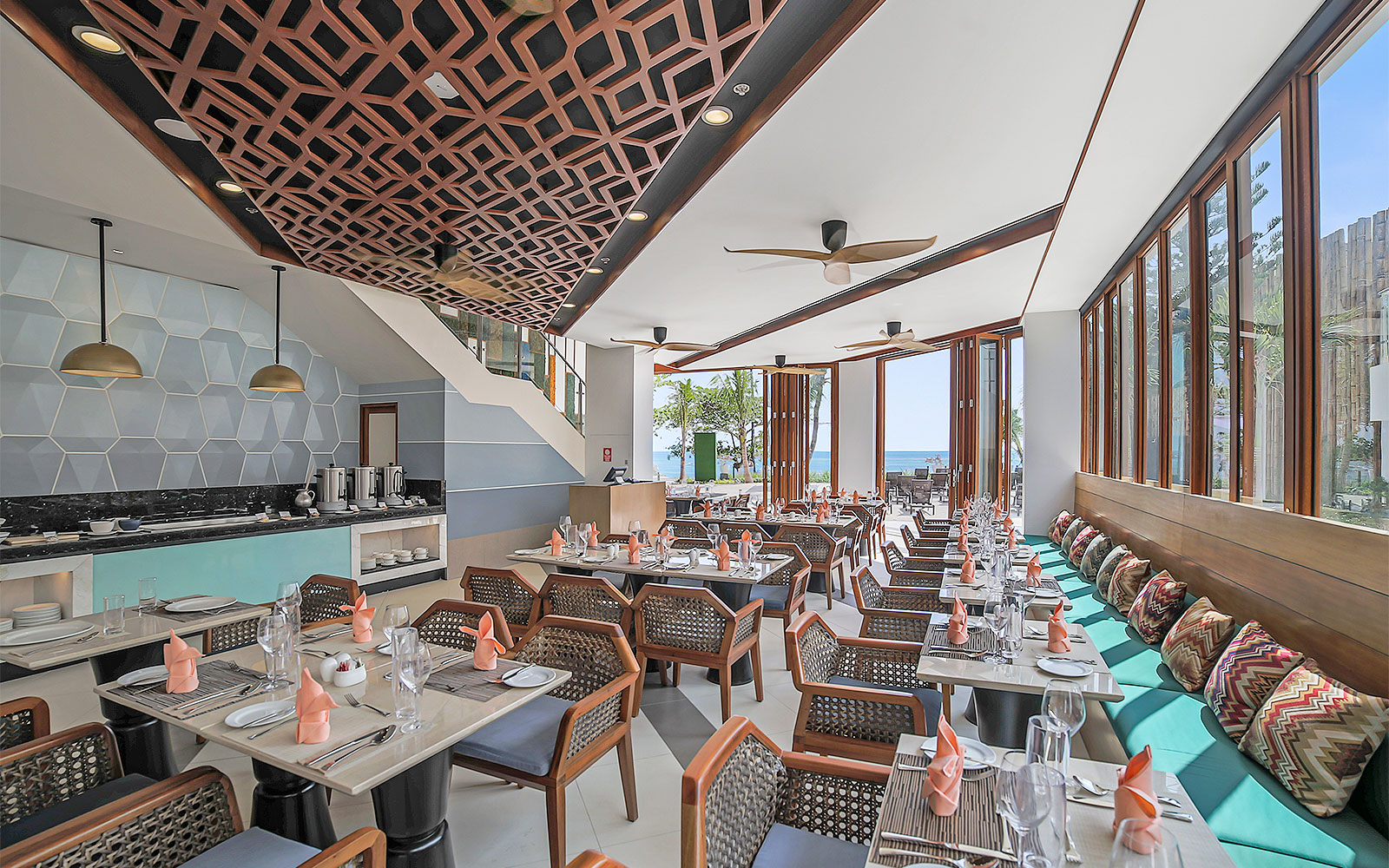 Best Western Plus The Ivywall Resort - Image 2