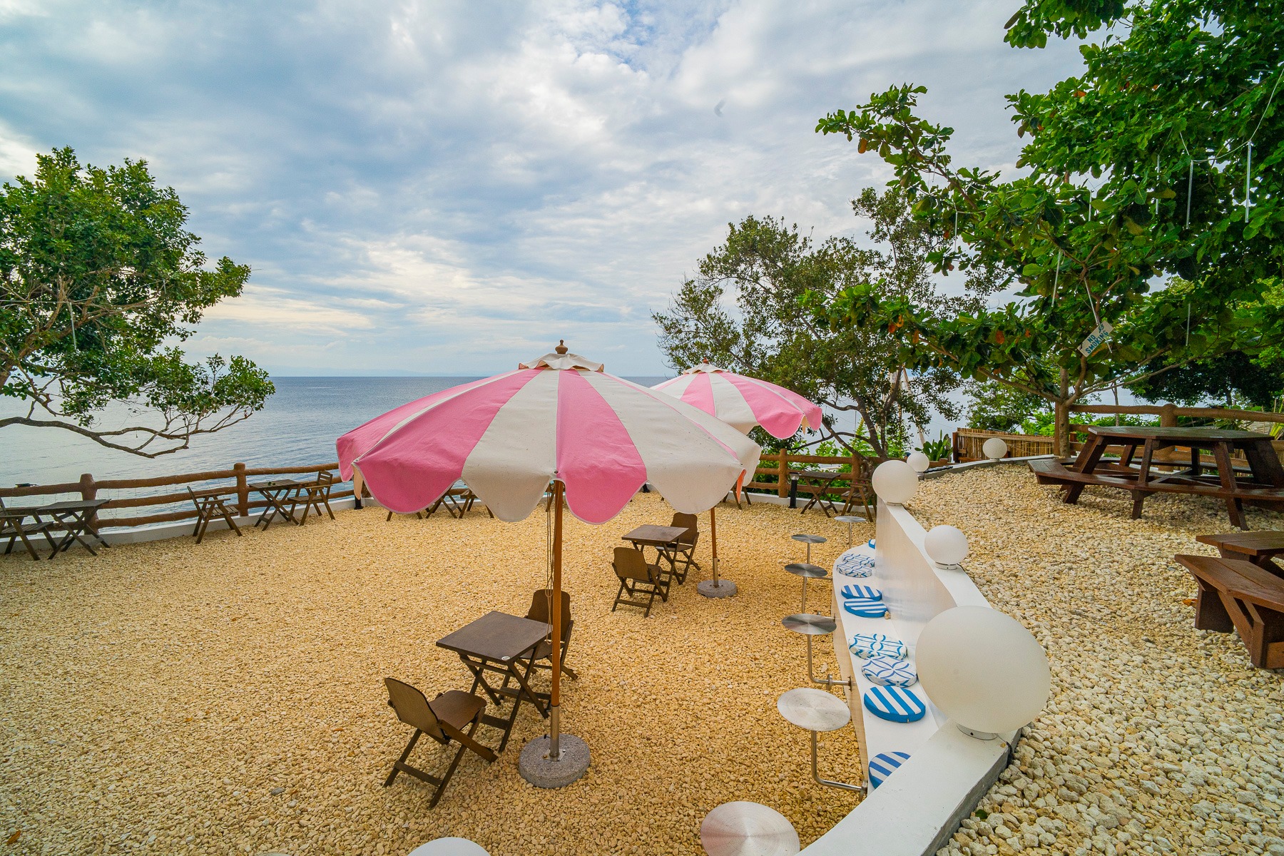 Madeline Paradise Resort - Image 4