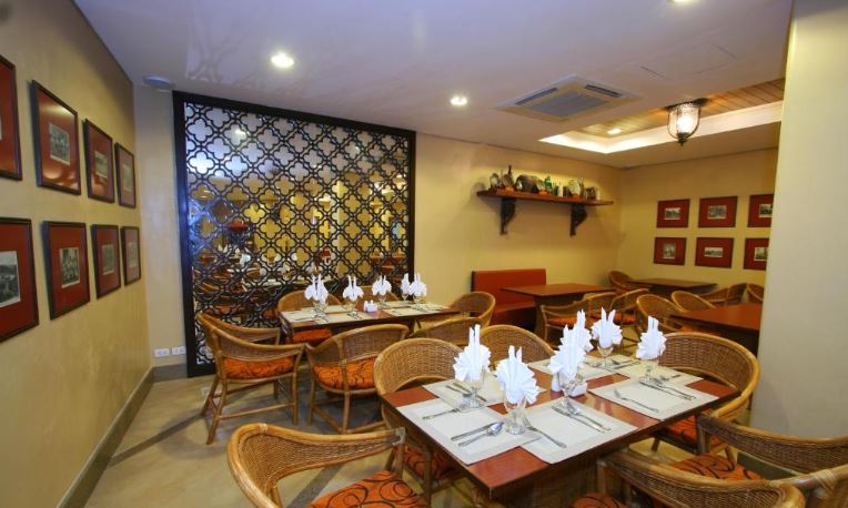 Crown Regency Prince Resort - Image 3