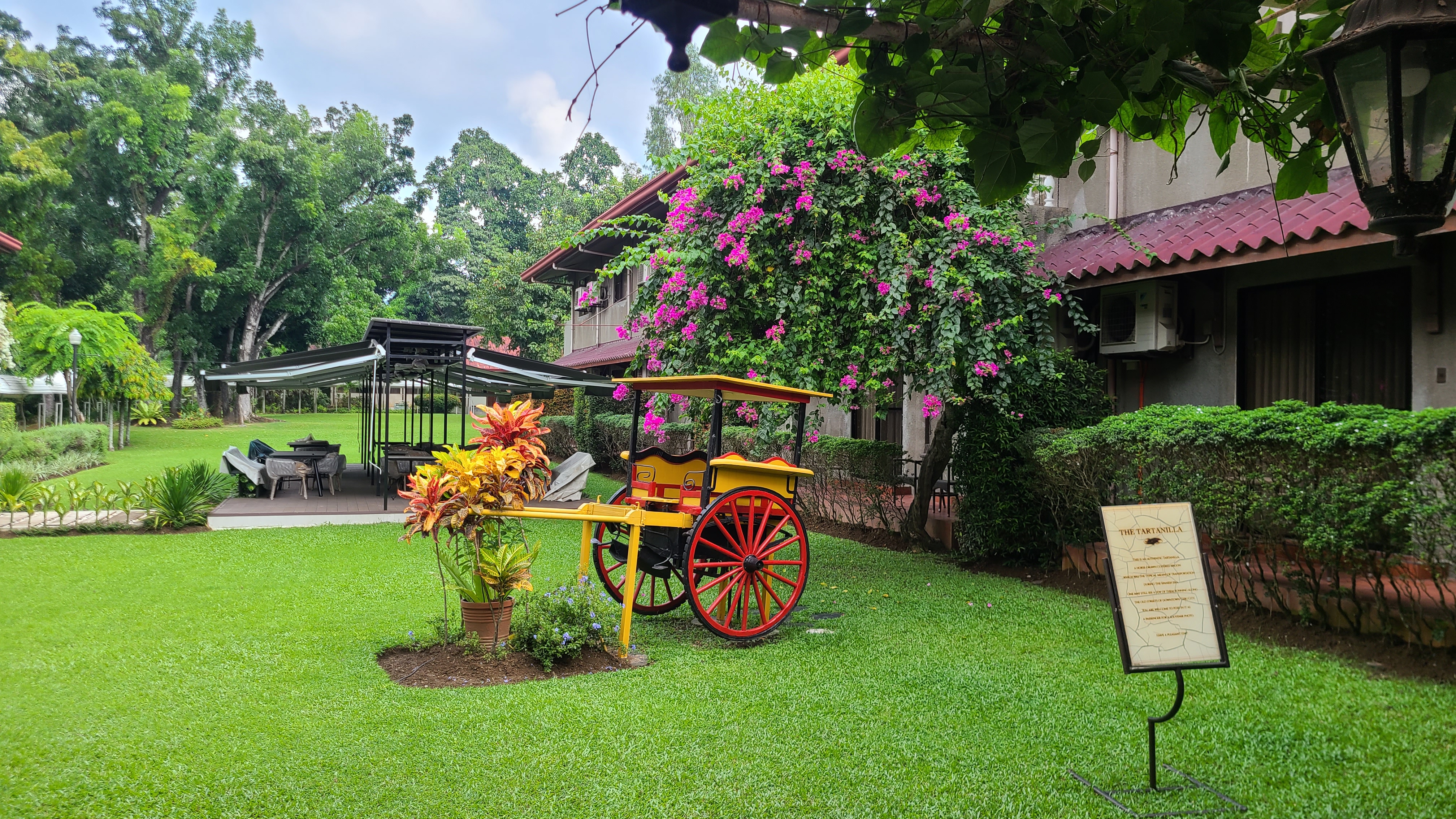 Montebello Villa Hotel - Image 4
