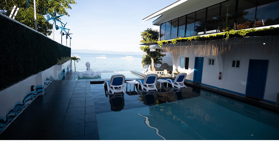 Pescadores Seaview Suites - Image 1