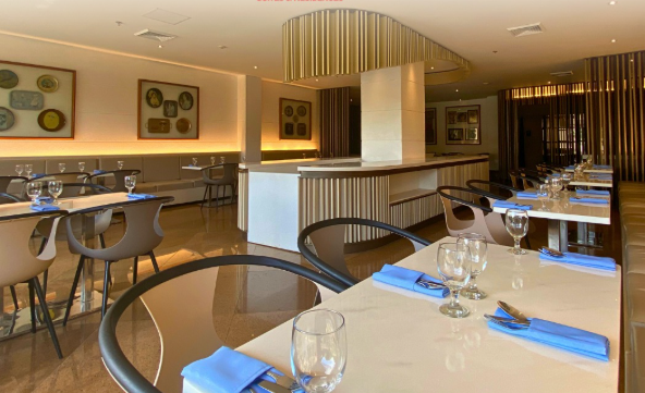 Crown Regency Mactan - Image 2