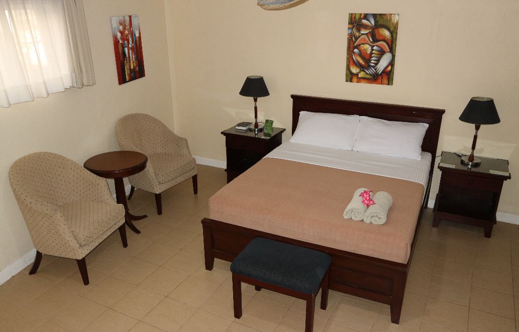 Deluxe (Main Building)