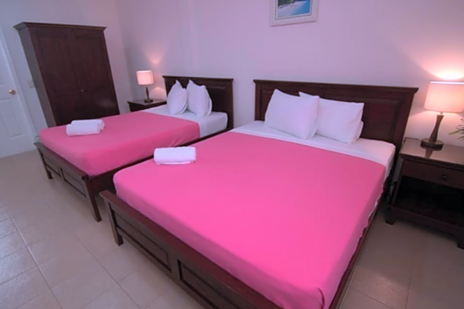 Standard Family (West Building)