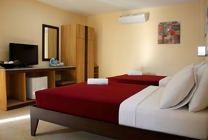 Deluxe Family (West Wing)