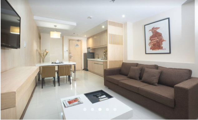 Royal One Bedroom Suite