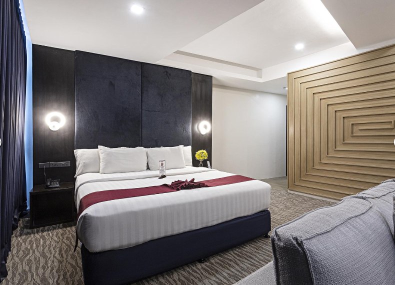 Executive Suite