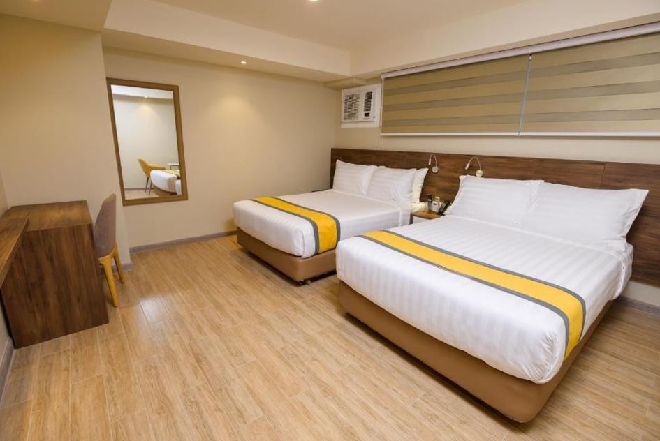 Premier Suite with Kitchenette