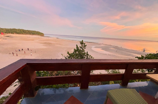 Beachview with Balcony