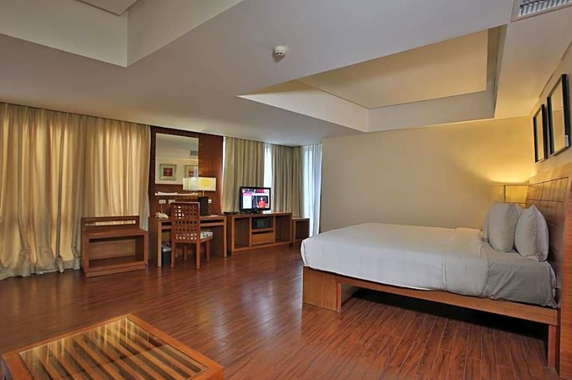 2 Bedroom Executive Corner Suite